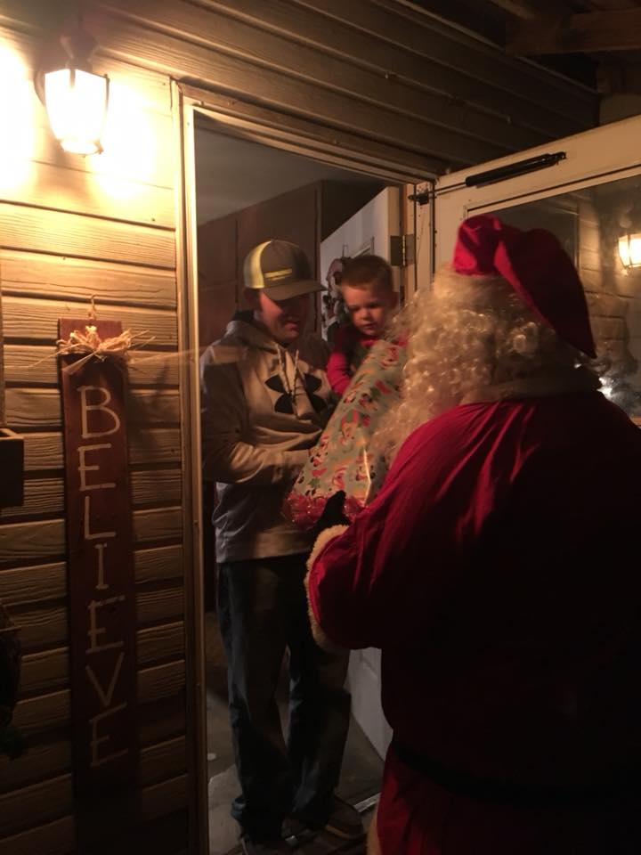 Santa delivers to every kid in Elk City by Melinda Bennett