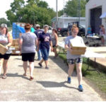 Community U handing out produce